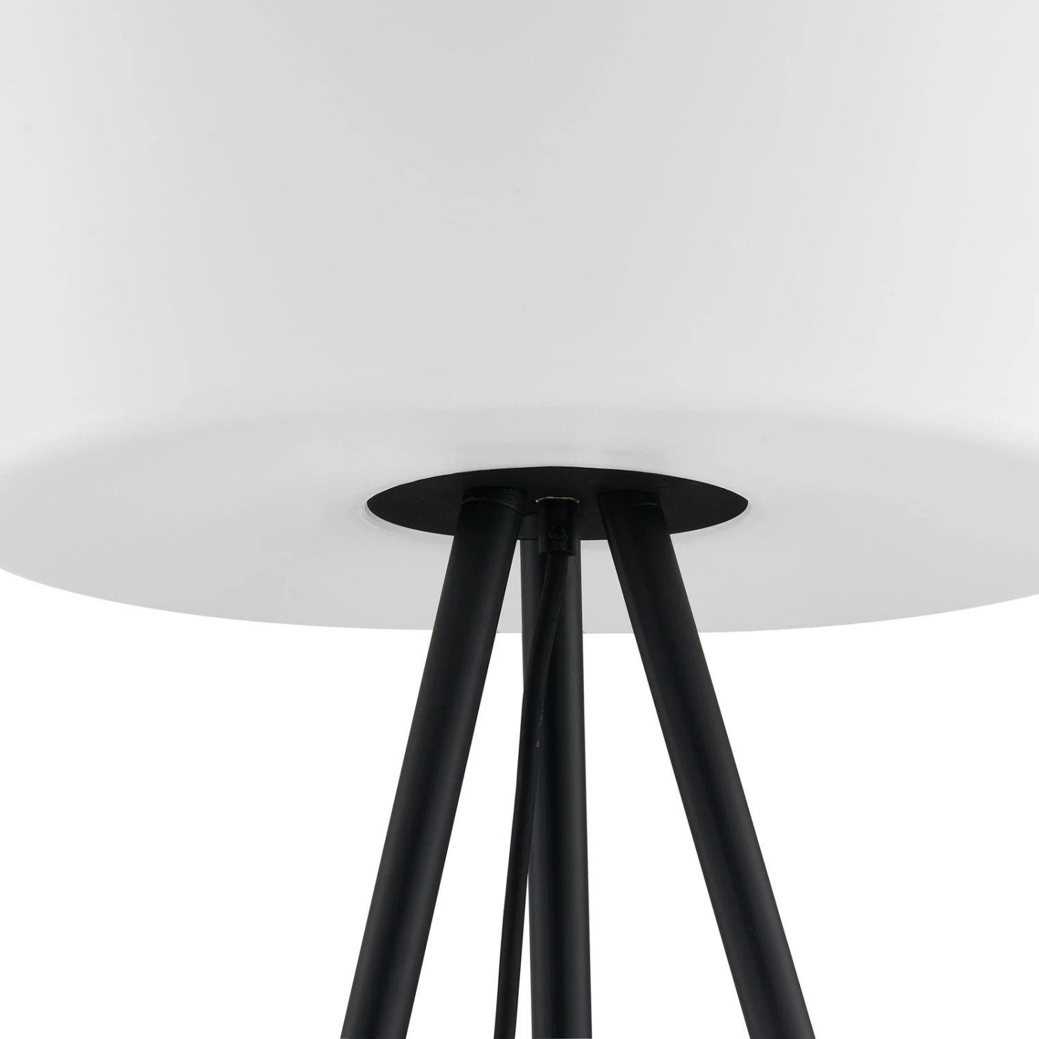 Lucande Jaimy Terrassenleuchte Dreibein 135 Cm 6 Lucande Jaimy Terrassenleuchte Dreibein 135 Cm – Bild 6