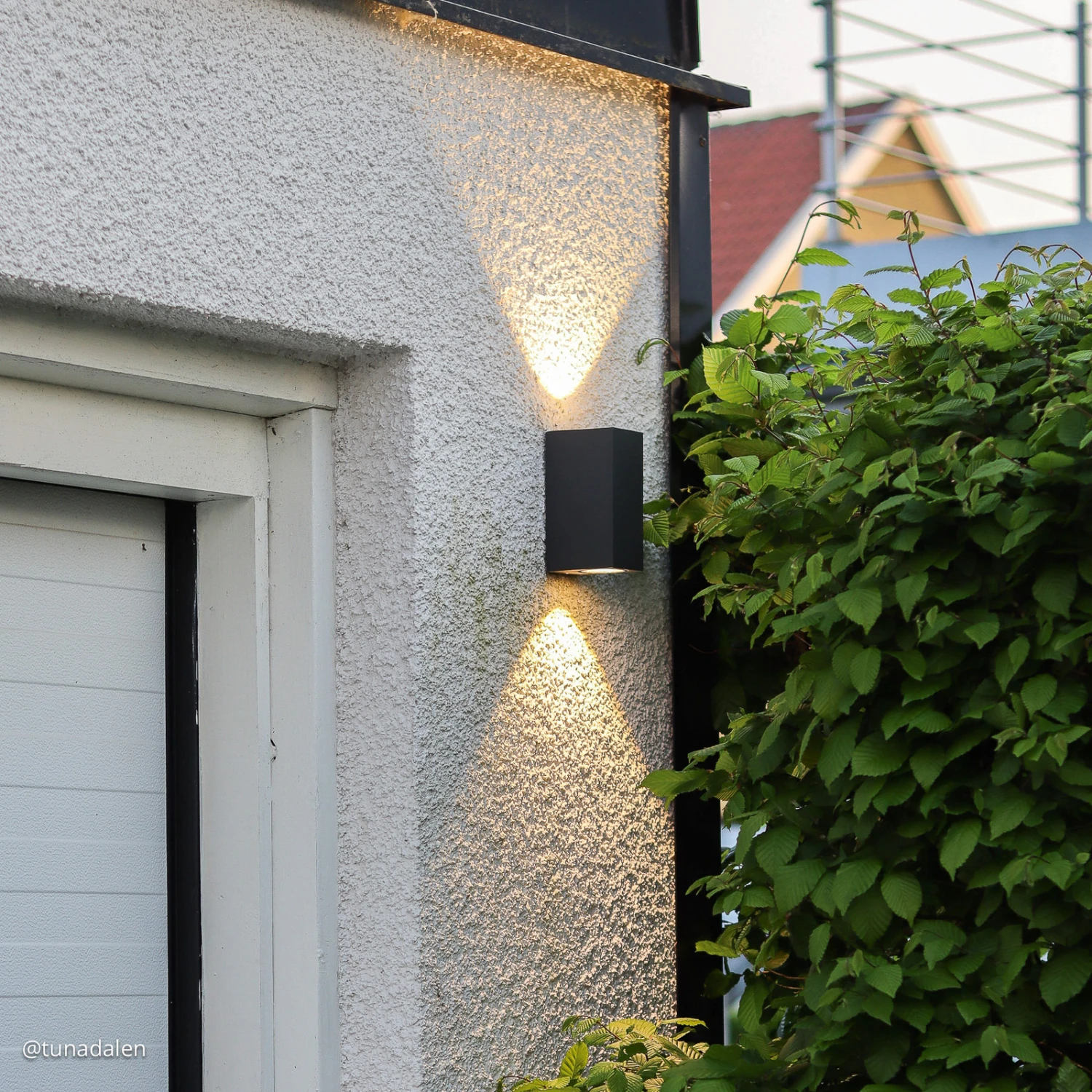 Lucande Tavi Außenwandleuchte Mit 2 Bridgelux LED 4 Lucande Tavi Außenwandleuchte Mit 2 Bridgelux LED – Bild 4