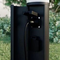 Lucande Corban LED-Sockelleuchte, Tür + Steckdosen 13 Lucande Corban LED-Sockelleuchte, Tür + Steckdosen -Lucande 9616173 4