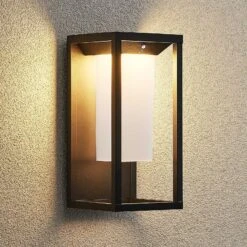 Lucande Eliel LED-Solarwandleuchte
