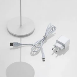 Lucande Tibia LED-Tischleuchte, Akku, USB, Weiß 17 Lucande Tibia LED-Tischleuchte, Akku, USB, Weiß -Lucande 9616230 8