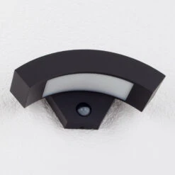 Lucande Lennik - LED-Außenwandleuchte Mit Bewegungssensor