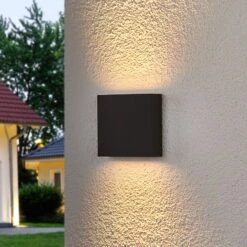Lucande Eckige LED-Außenwandlampe Trixy In Grafitgrau