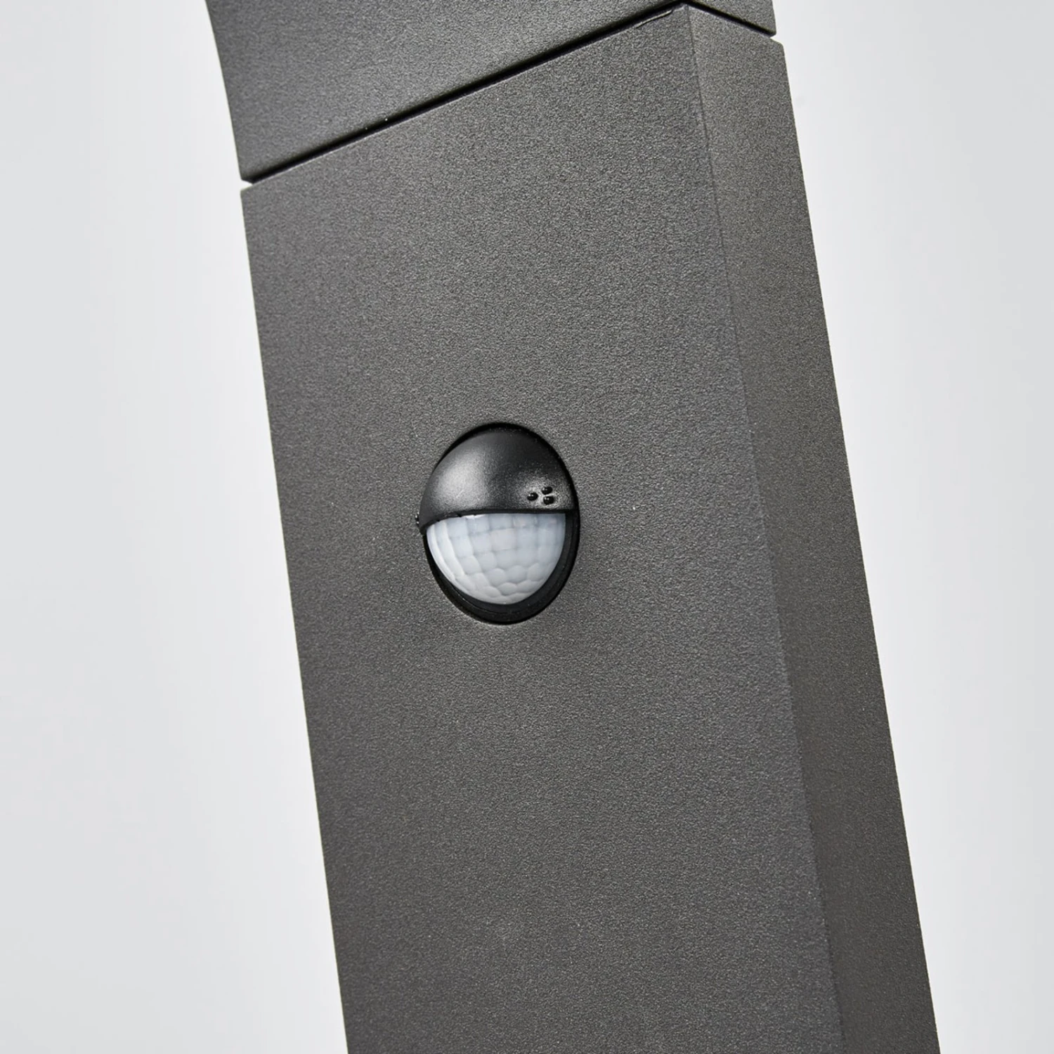 Lucande Bewegungsmelder-Wegeleuchte Juvia Mit LEDs 7 Lucande Bewegungsmelder-Wegeleuchte Juvia Mit LEDs – Bild 7