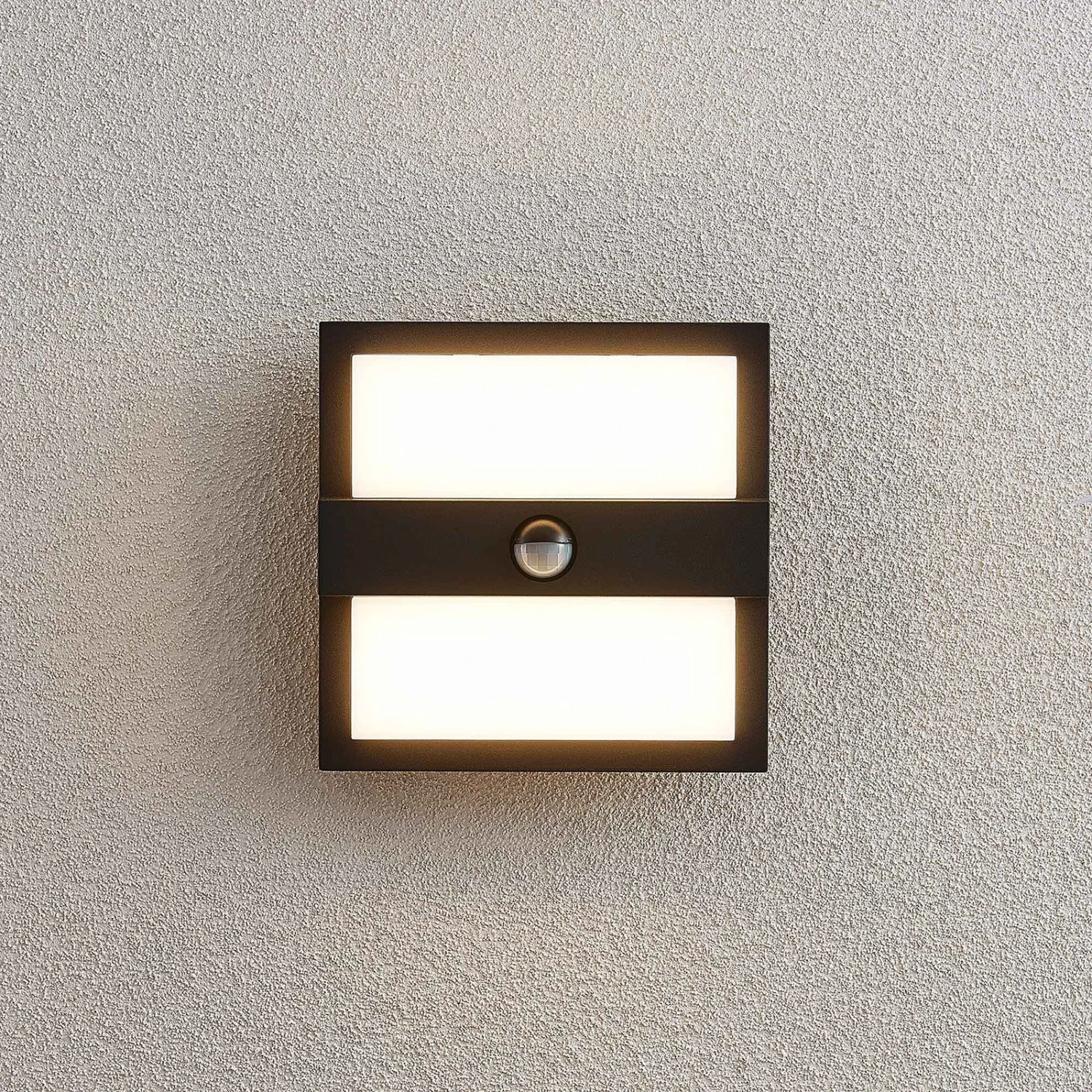 Lucande Gylfi LED-Außenwandleuchte Quadrat.+Sensor 5 Lucande Gylfi LED-Außenwandleuchte Quadrat.+Sensor – Bild 5