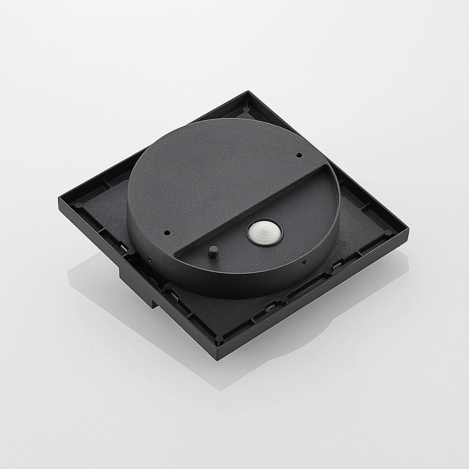 Lucande Gylfi LED-Außenwandleuchte Quadrat.+Sensor 8 Lucande Gylfi LED-Außenwandleuchte Quadrat.+Sensor – Bild 8