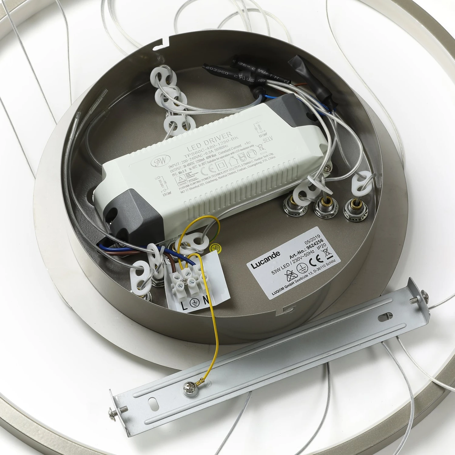 Lucande LED-Pendellampe Ezana Aus Drei Ringen, Nickel 8 Lucande LED-Pendellampe Ezana Aus Drei Ringen, Nickel – Bild 8