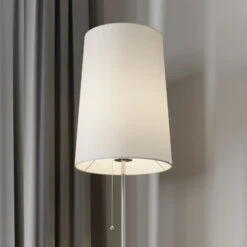Lucande Pordis Stehlampe, 164 Cm, Chrom-weiß -Lucande 9624518 4