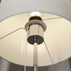 Lucande Pordis Stehlampe, 164 Cm, Chrom-weiß -Lucande 9624518 8