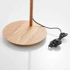 Lucande Jinda Stehlampe, Holzgestell, Stoff Weiß -Lucande 9627081 7