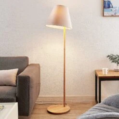 Lucande Jinda Stehlampe, Holzgestell, Samt Grau