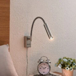 Lucande Anaella LED-Wandleuchte, Nickel, 47 Cm