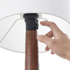 Lucande Larkira Stoff-Tischlampe, Holz, Rund, 25cm -Lucande 9628394 6