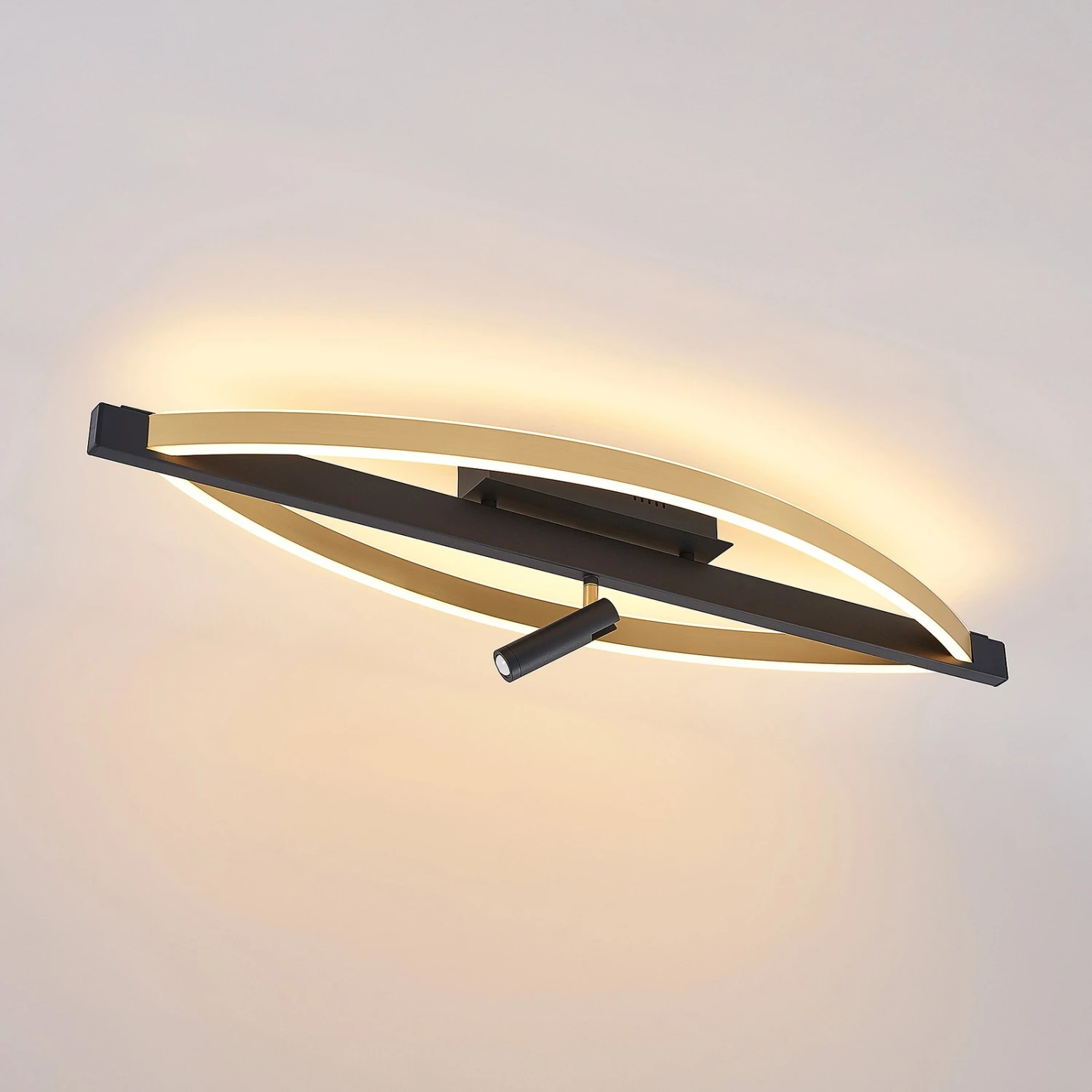 Lucande Matwei LED-Deckenlampe, Oval, Messing 4 Lucande Matwei LED-Deckenlampe, Oval, Messing – Bild 4