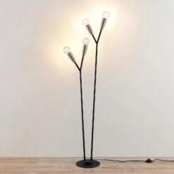 Lucande Carlea Stehleuchte, 4-fl., Schwarz-nickel -Lucande 9639257 3