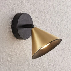 Lucande Kartio Deckenlampe, 1-fl.,neigbar, Messing 13 Lucande Kartio Deckenlampe, 1-fl.,neigbar, Messing -Lucande 9639261 4