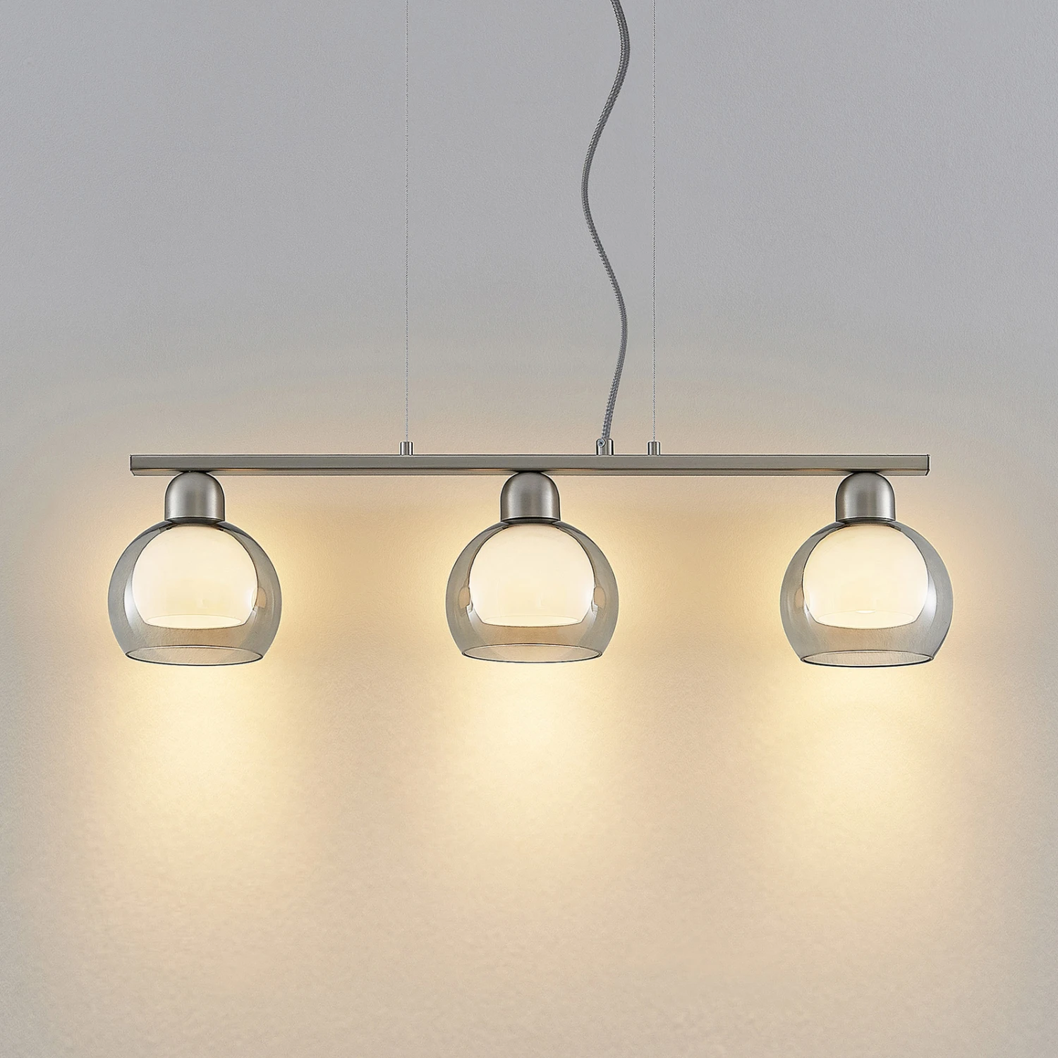 Lucande Kaiya Hängeleuchte, 3fl, Ø 14 Cm, Länglich 5 Lucande Kaiya Hängeleuchte, 3fl, Ø 14 Cm, Länglich – Bild 5