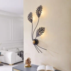 Lucande Aparas Wandleuchte Mit Blattdekor