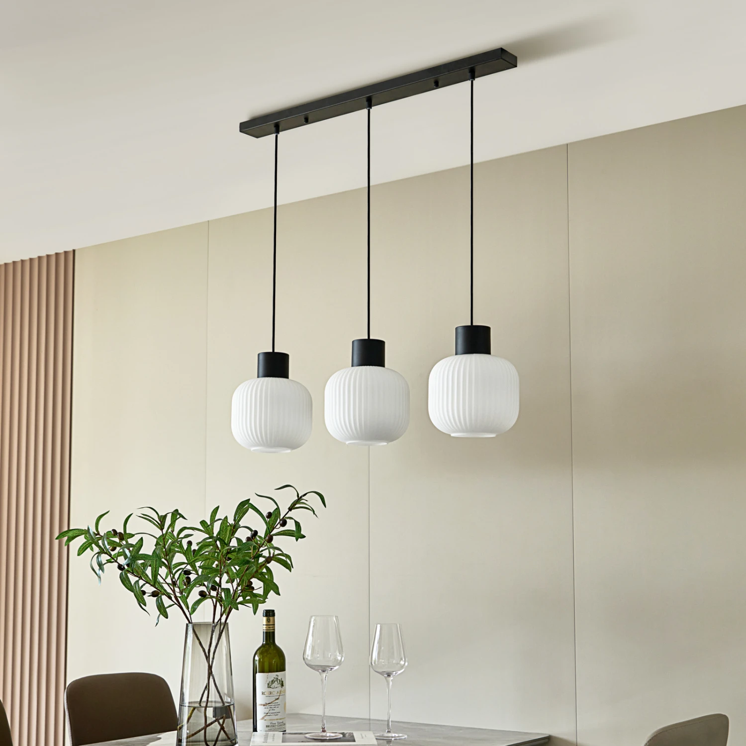 Lucande Lomeris Hängelampe, 3-fl, Lang, Weiß 2 Lucande Lomeris Hängelampe, 3-fl, Lang, Weiß – Bild 2