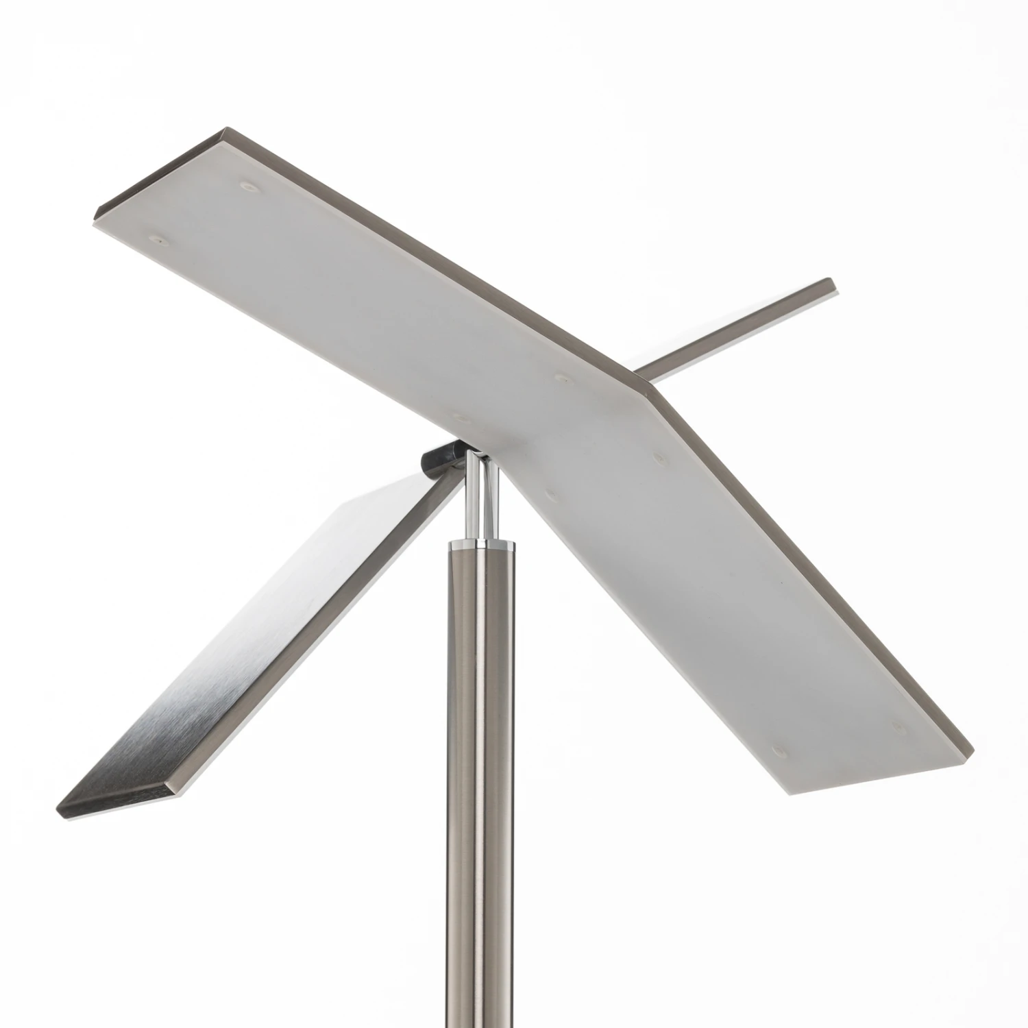 Lucande Kamari LED-Stehlampe Nickel M. Lesearm 4 Lucande Kamari LED-Stehlampe Nickel M. Lesearm – Bild 4