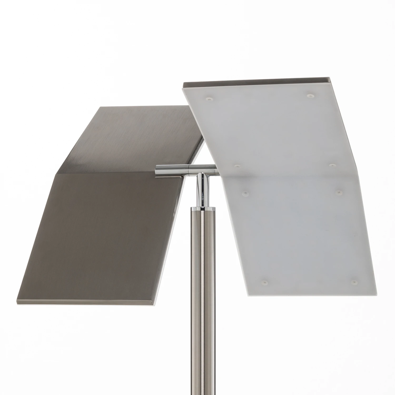 Lucande Kamari LED-Stehlampe Nickel M. Lesearm 6 Lucande Kamari LED-Stehlampe Nickel M. Lesearm – Bild 6