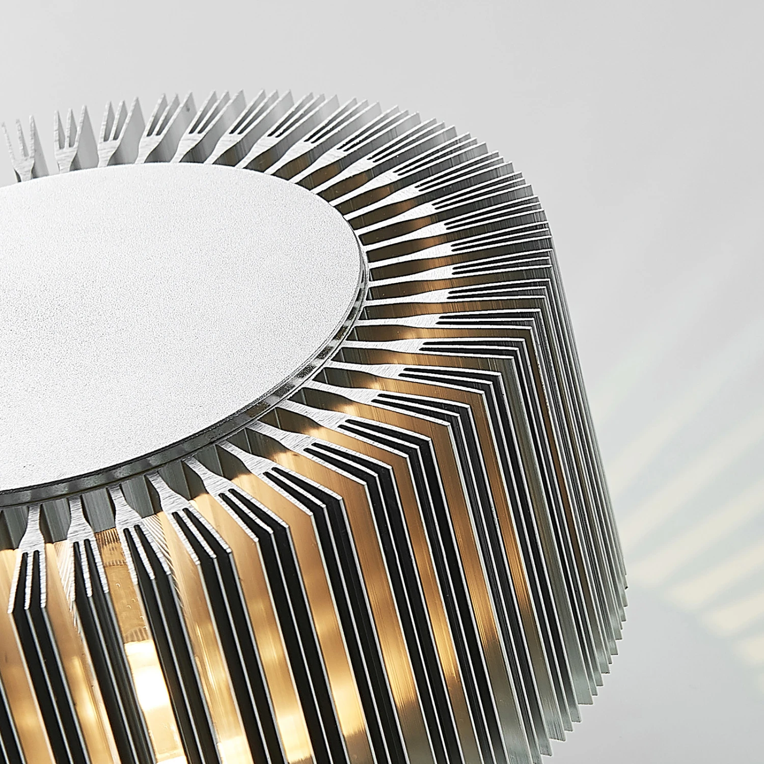 Lucande Keany LED-Außenwandlampe, Strahlenkranz 7 Lucande Keany LED-Außenwandlampe, Strahlenkranz – Bild 7