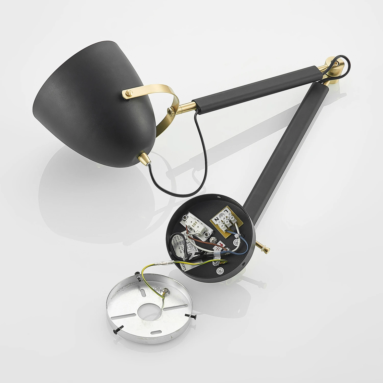 Lucande Nordin Wandlampe Schwarz/gold, Ausziehbar 9 Lucande Nordin Wandlampe Schwarz/gold, Ausziehbar – Bild 9