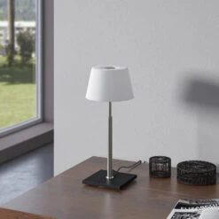 Lucande Madita Tischleuchte Mit Fuß Aus Eschenholz -Lucande 9976147 2